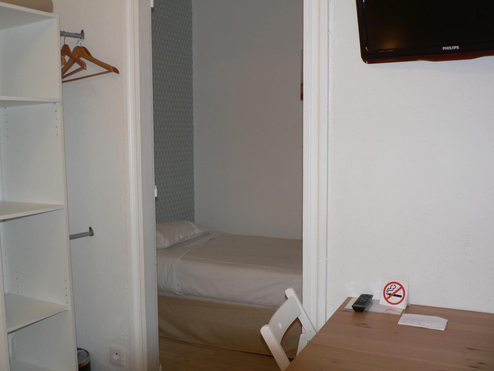 Twin Room,1215134809:JPEG