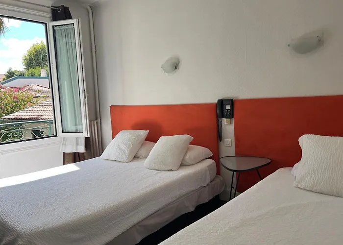 Hotel Val Flores Logis Biarriz